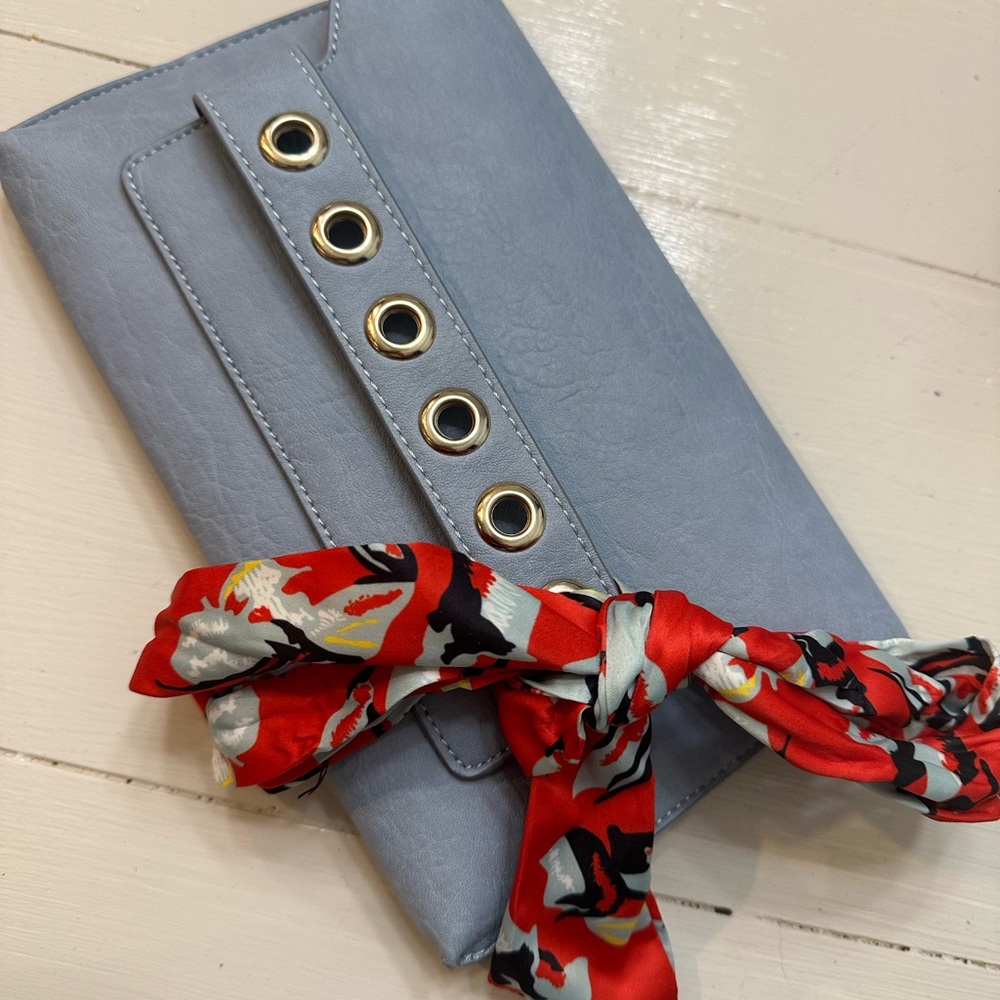 NWT Market & Spruce clutch with scarf detail - Picture 4 of 4